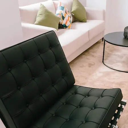 Malaga Sunshine Rentals - New Picasso Plaza - Málaga