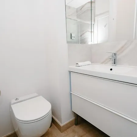 Malaga Sunshine Rentals - New Picasso Plaza - *