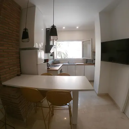 Malaga Sunshine Rentals - New Picasso Plaza - *
